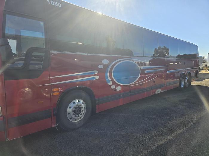 Used 2001 PREVOST XLII