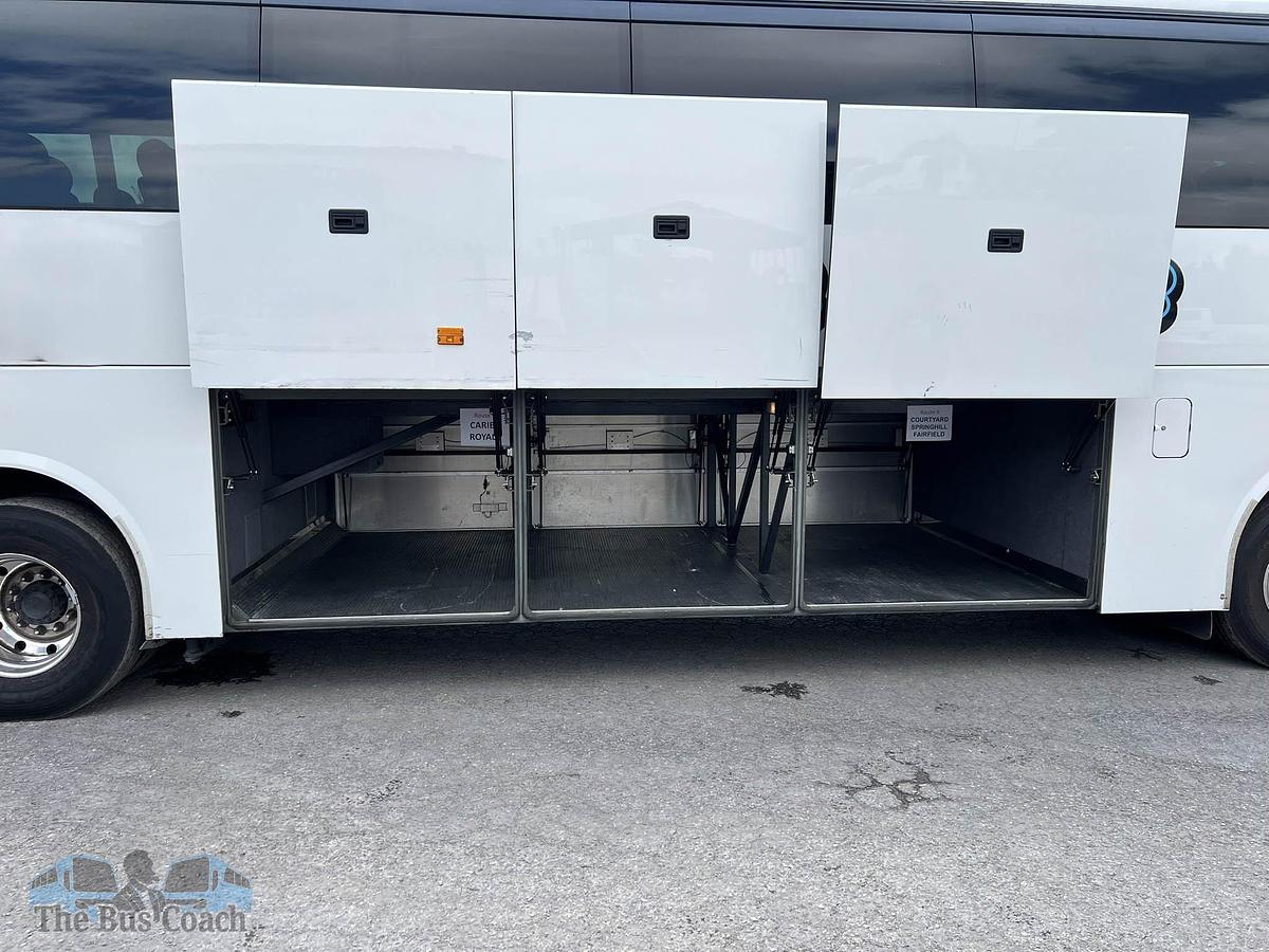 Used 2013 VOLVO 9700