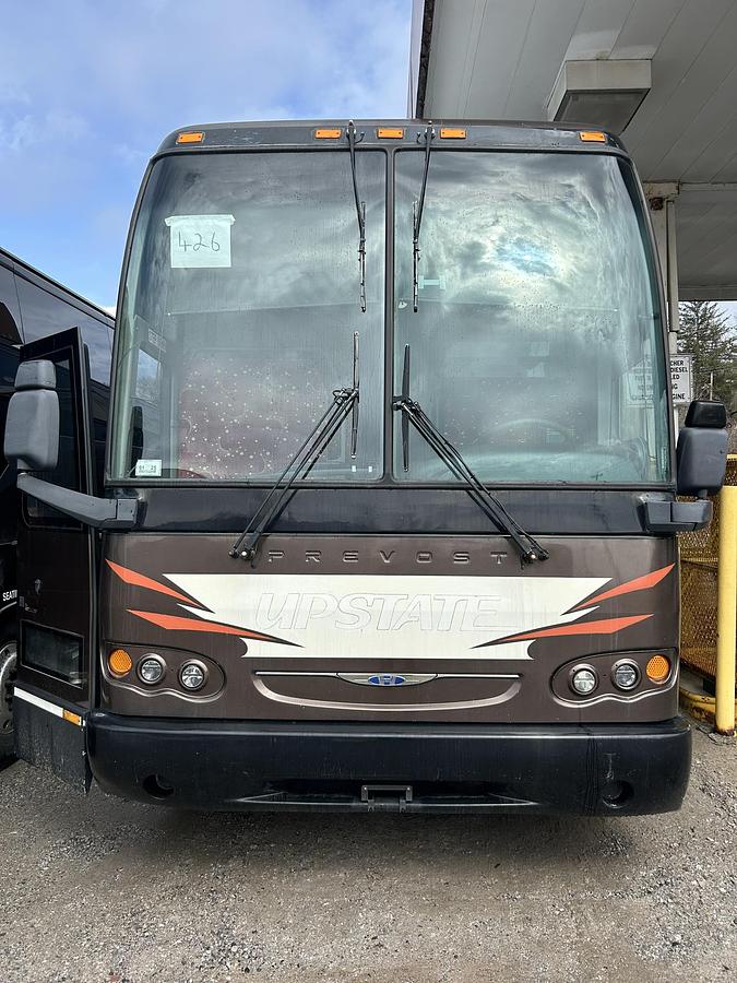 Used 2005 PREVOST H3-45