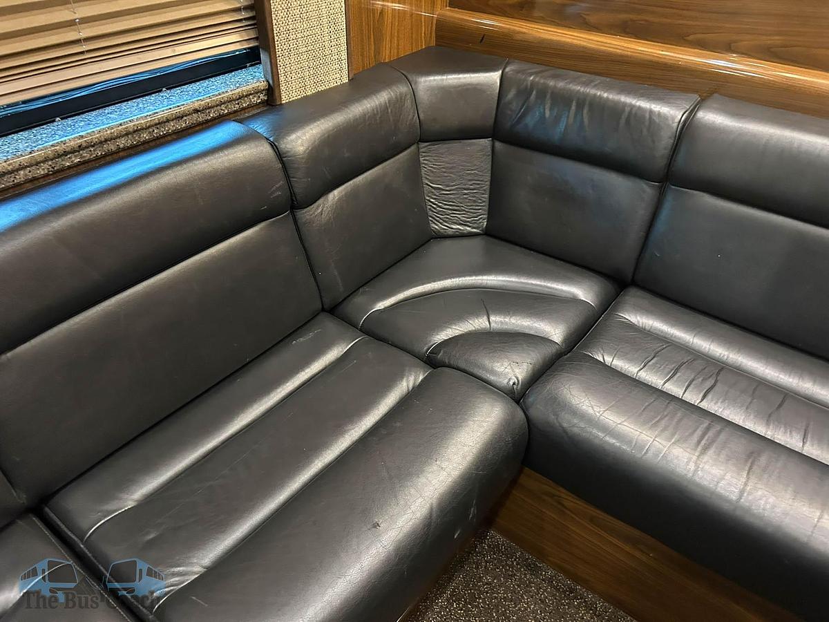Used 2008 PREVOST XLII