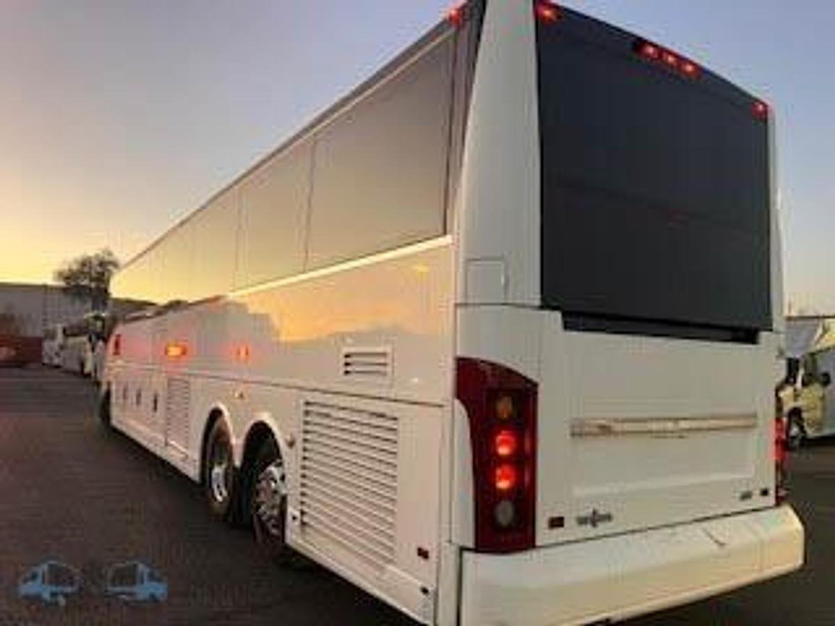 Used 2017 VAN HOOL CX45