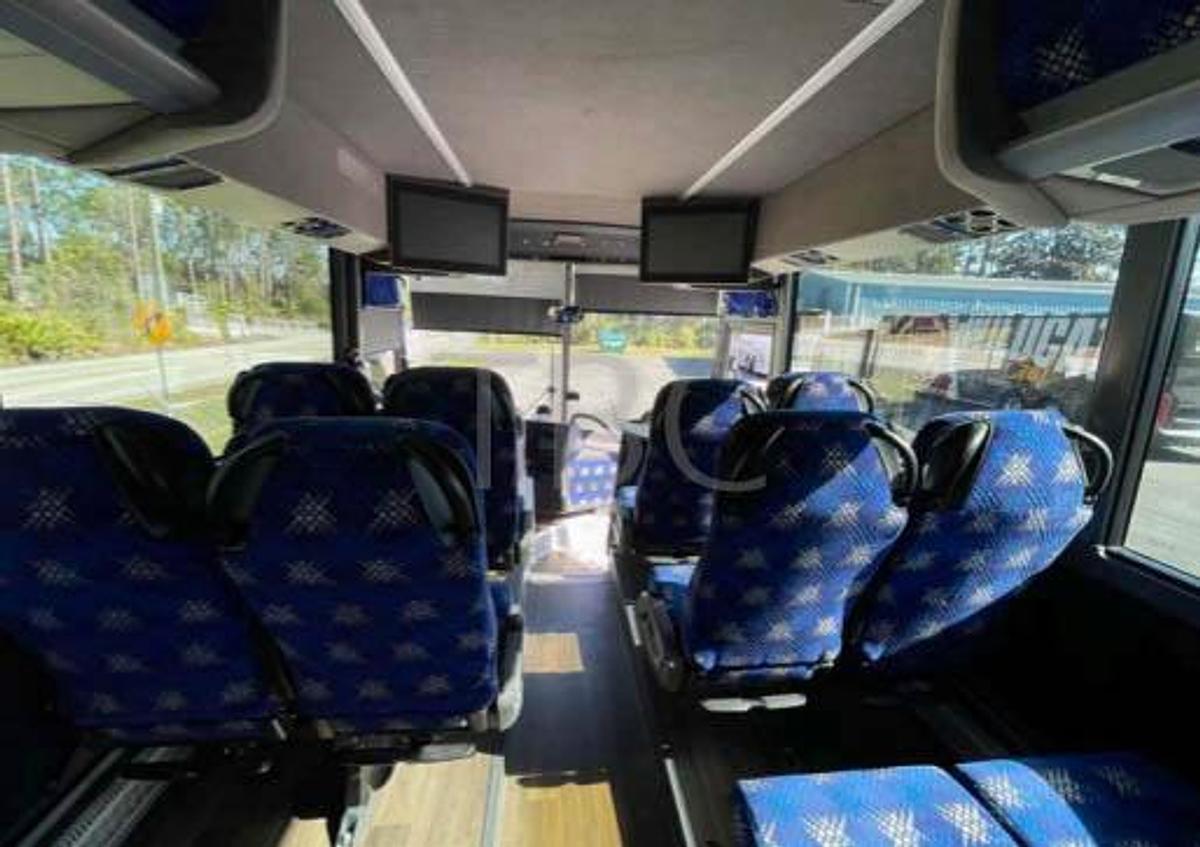 Used 2018 VAN HOOL CX45