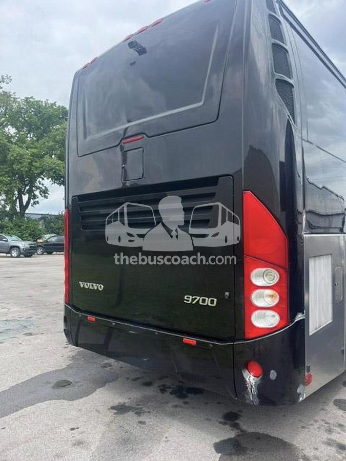 Used 2019 VOLVO 9700