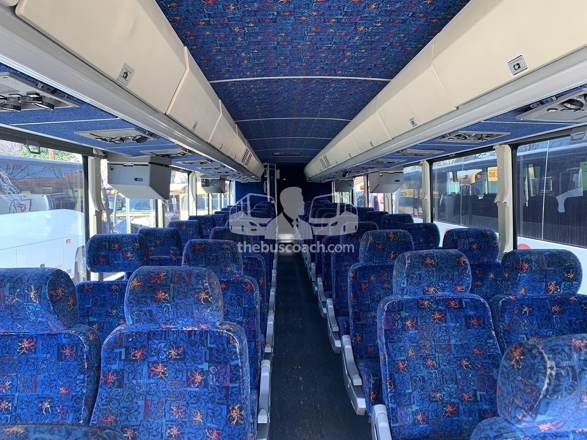Used 2003 MCI D4500