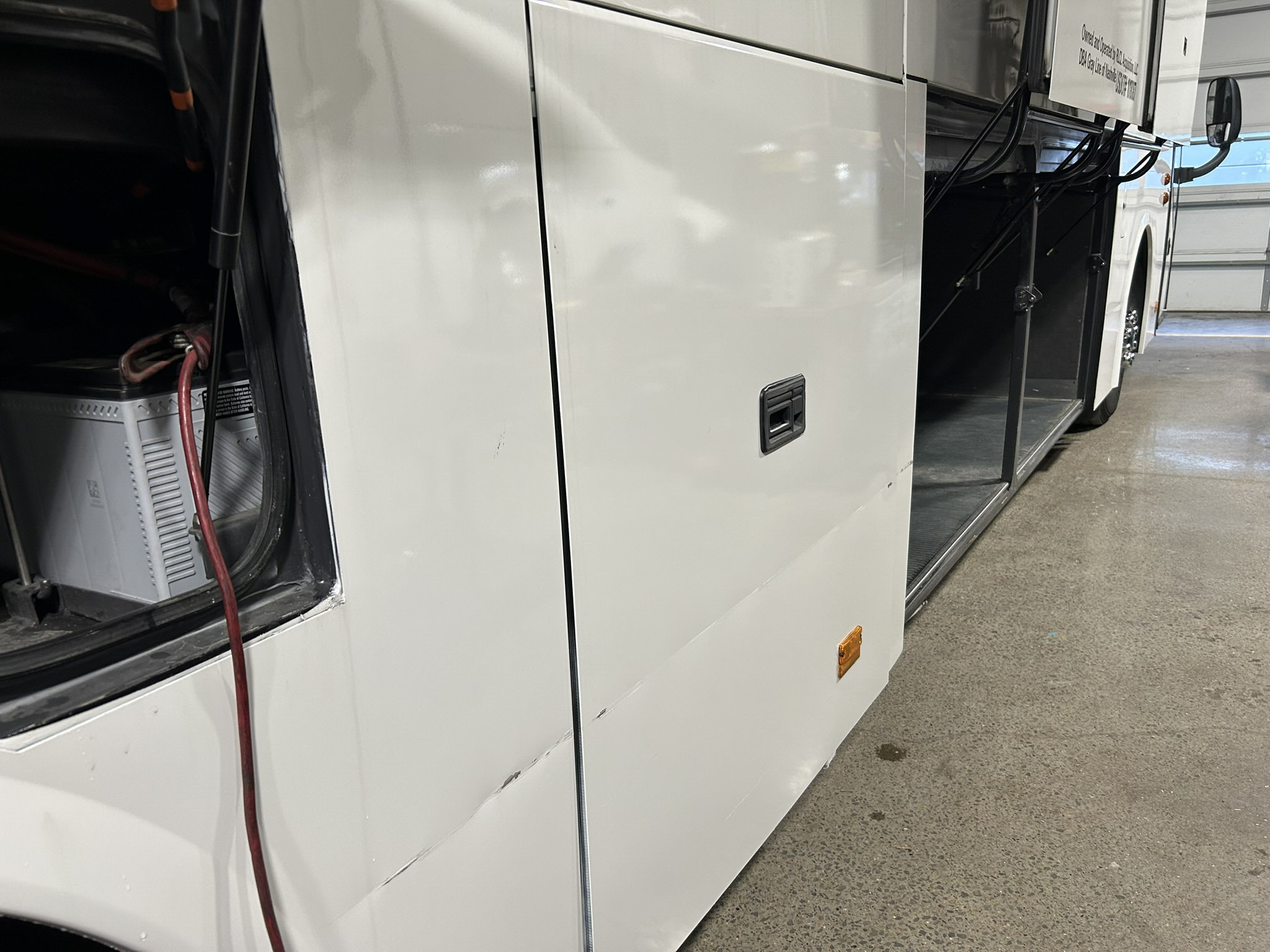 Used 2019 VOLVO 9700 ADA