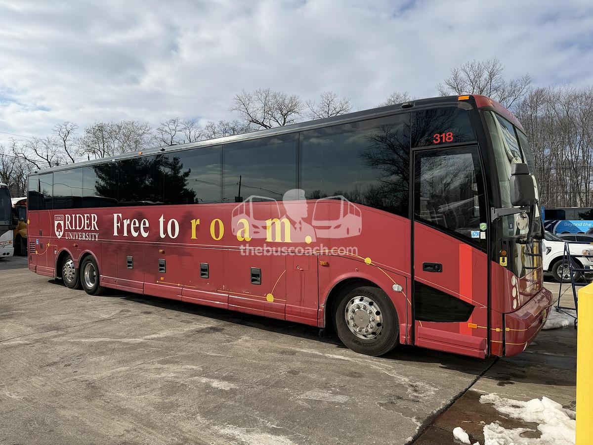 Used 2018 VAN HOOL CX45
