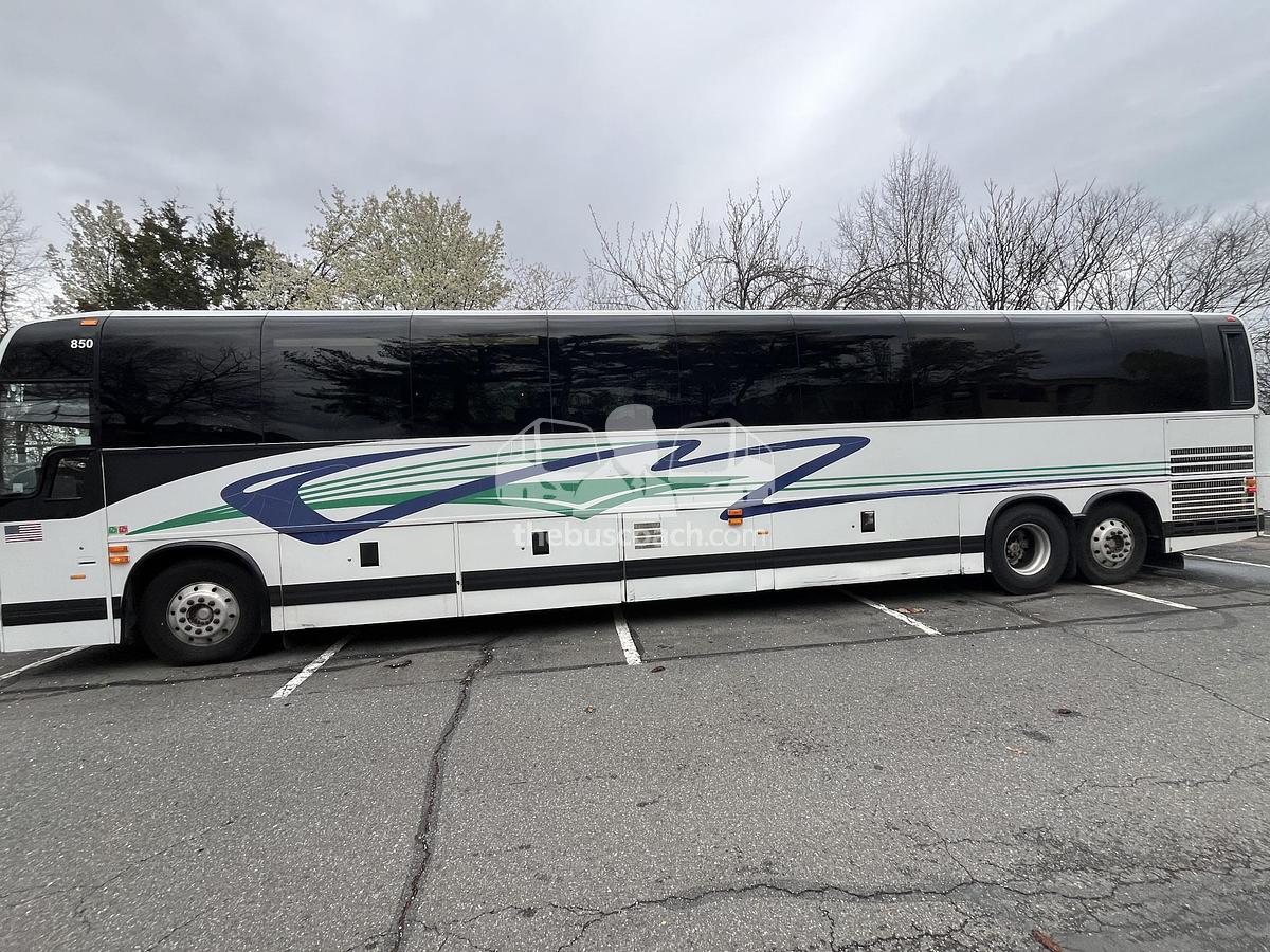 Used 2007 PREVOST X3-45