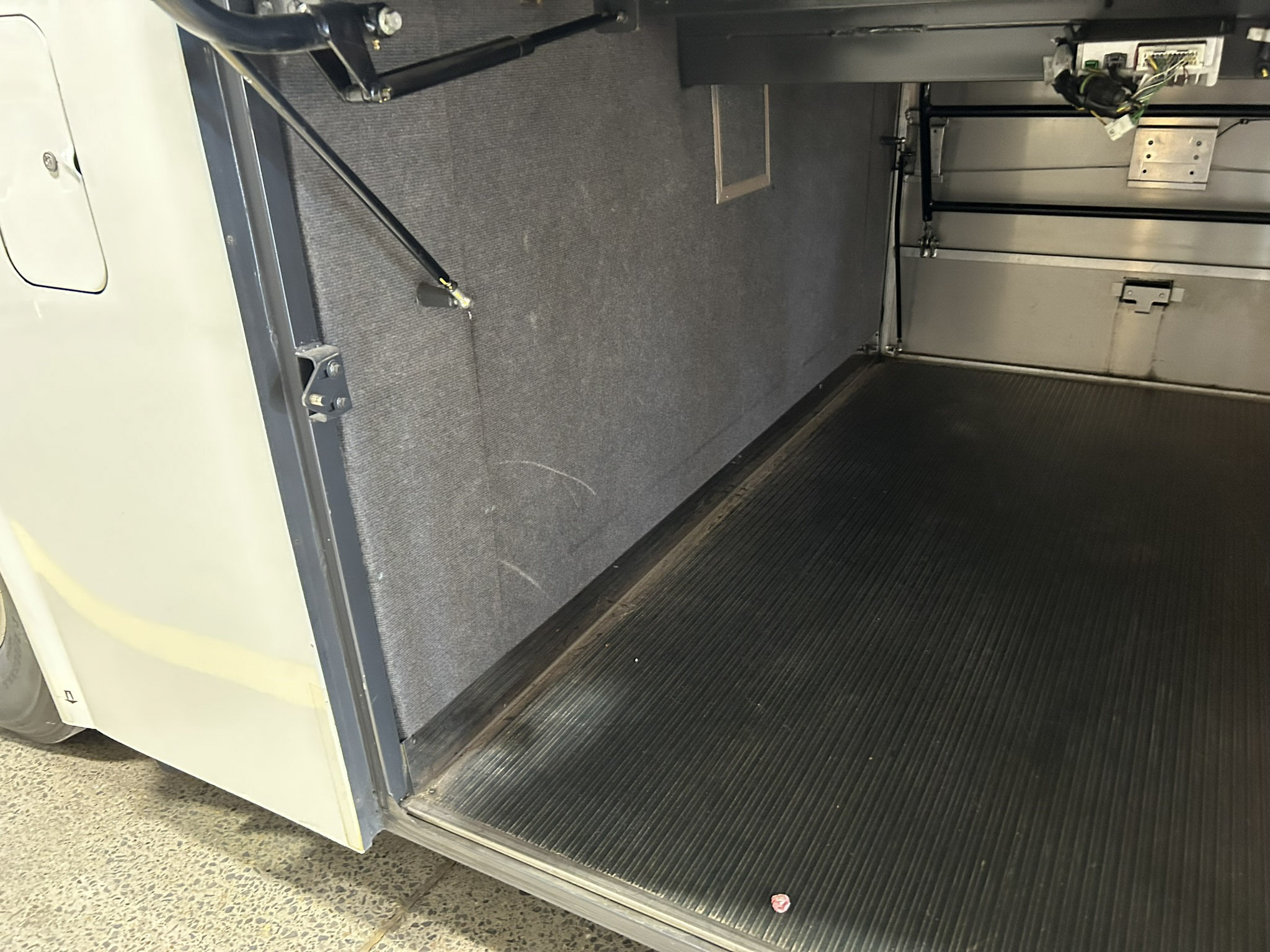 Used 2019 VOLVO 9700 ADA