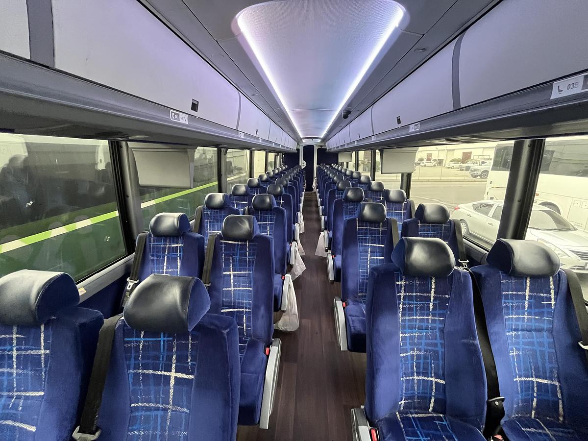 Used 2019 MCI J4500 ADA