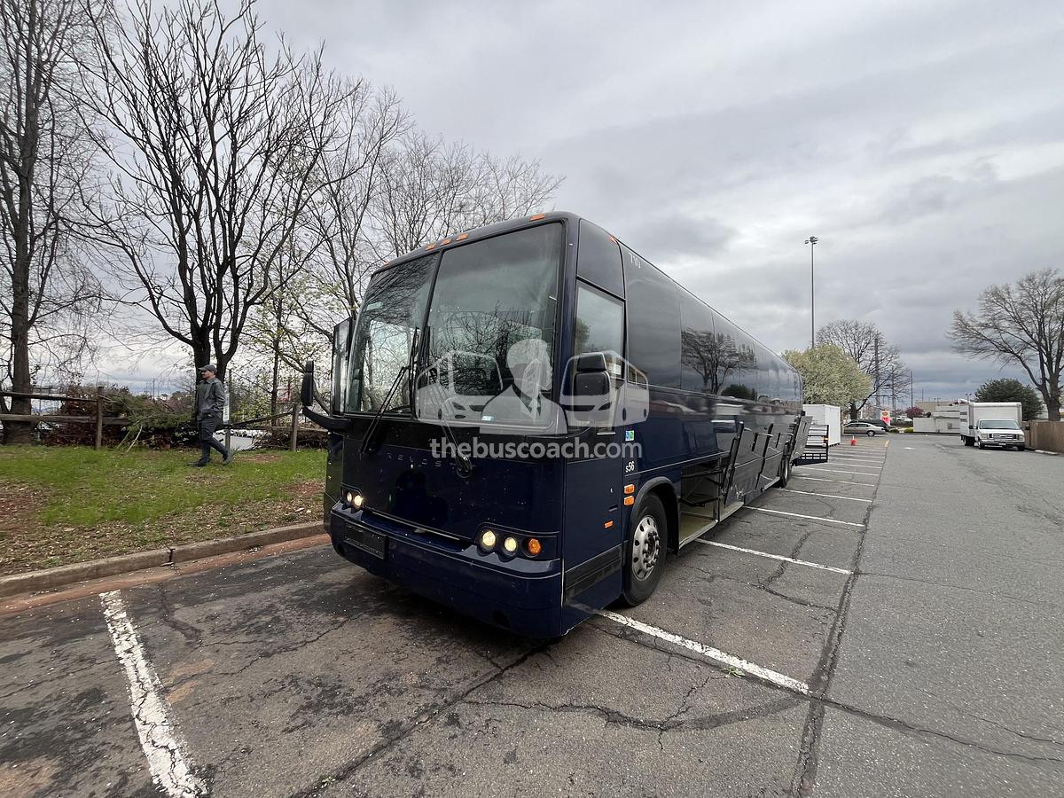 Used 2006 PREVOST X3-45