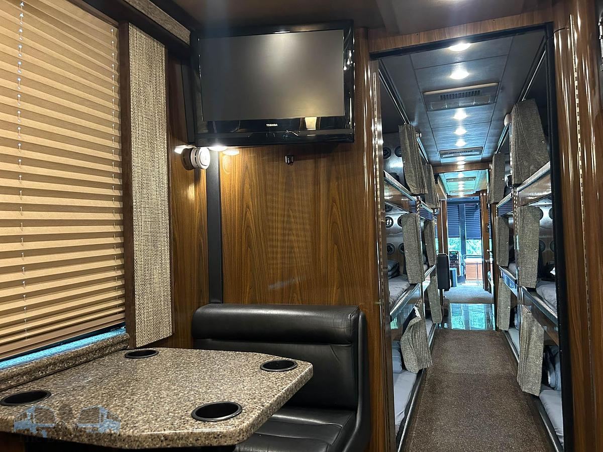 Used 2008 PREVOST XLII