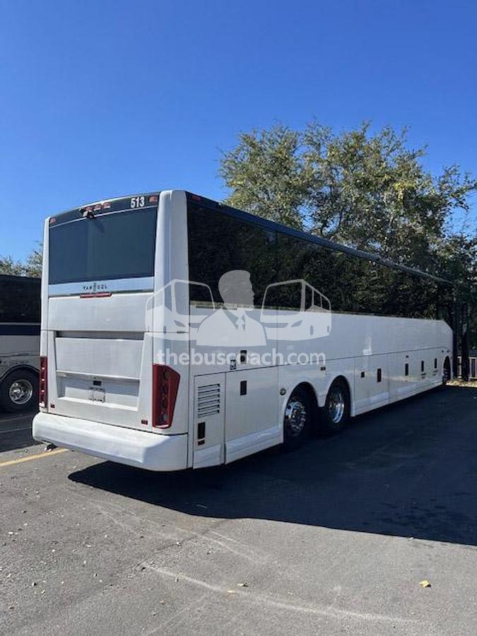 Used 2022 VAN HOOL CX45