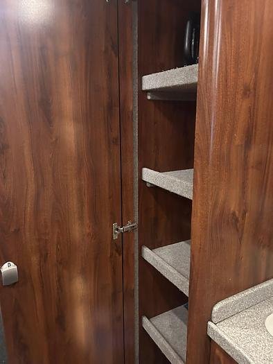 Used 2005 PREVOST XL2 Entertainer