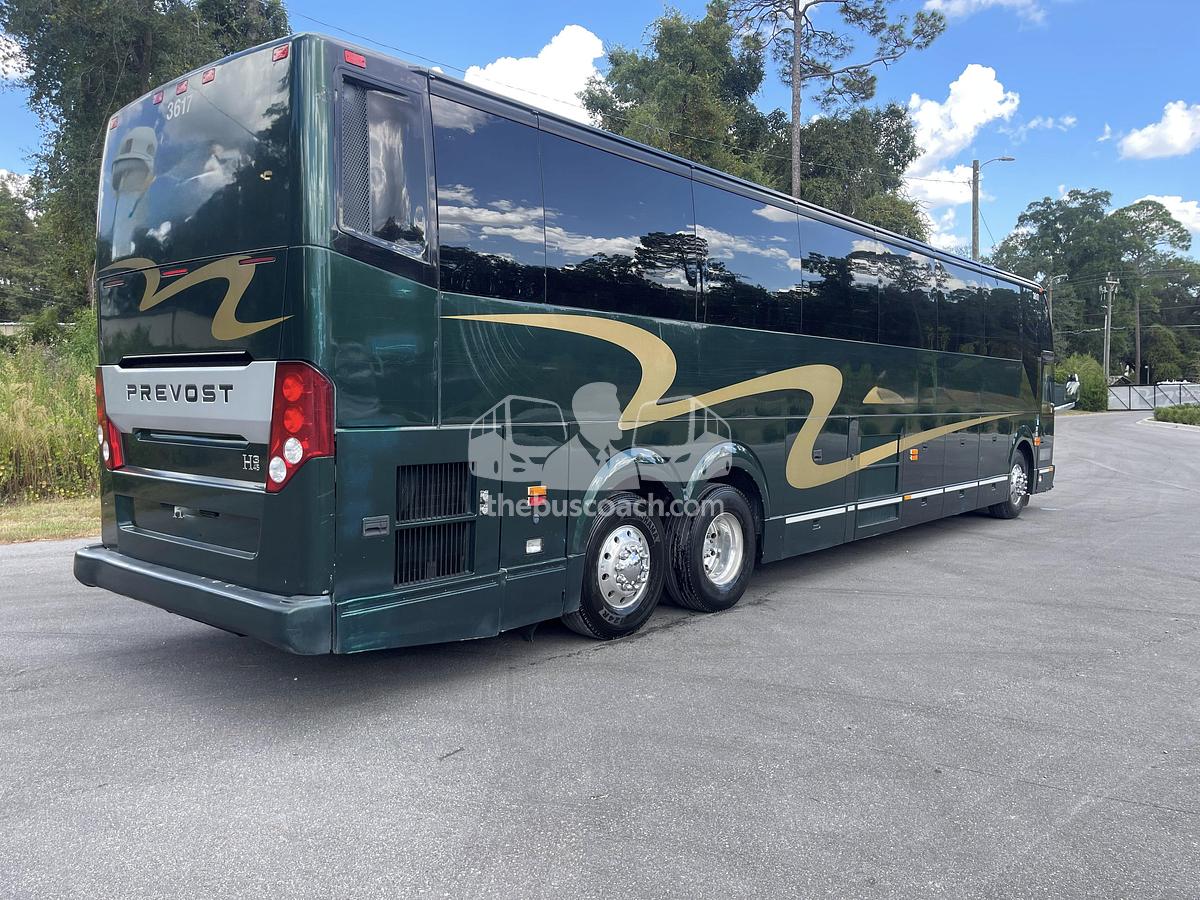 Used 2017 PREVOST H3-45