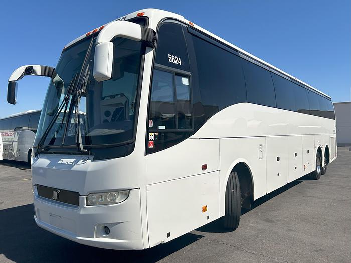 Used 2017 VOLVO 9700