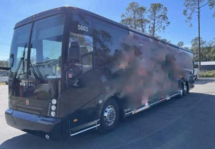 Used 2017 VAN HOOL CX45