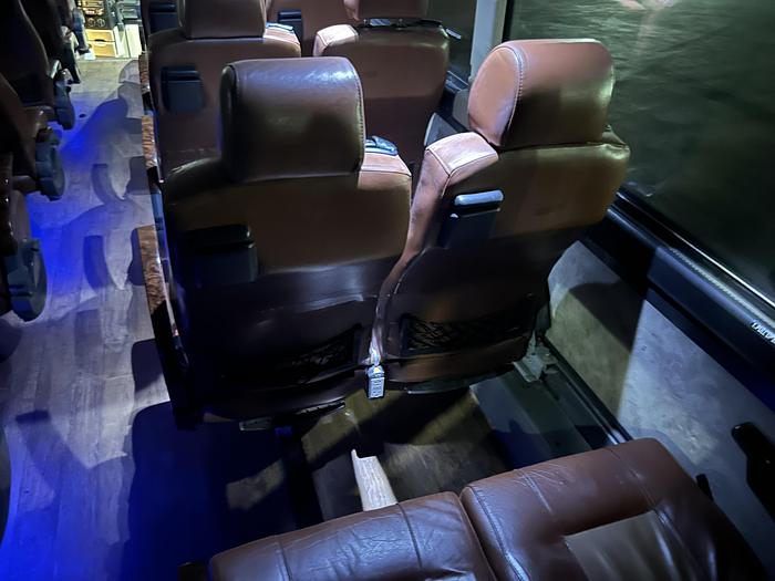 Used 2013 PREVOST H3-45