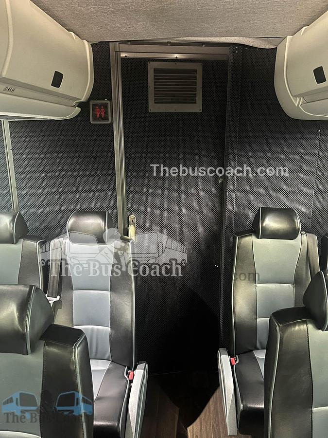 Used 2019 PREVOST H3-45