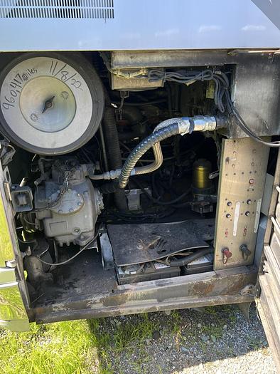 Used 2005 PREVOST XL2 Entertainer