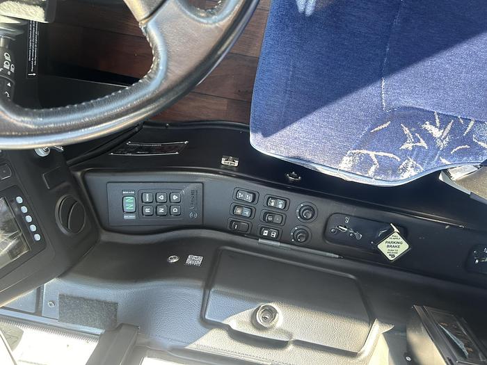 Used 2020 PREVOST H3-45