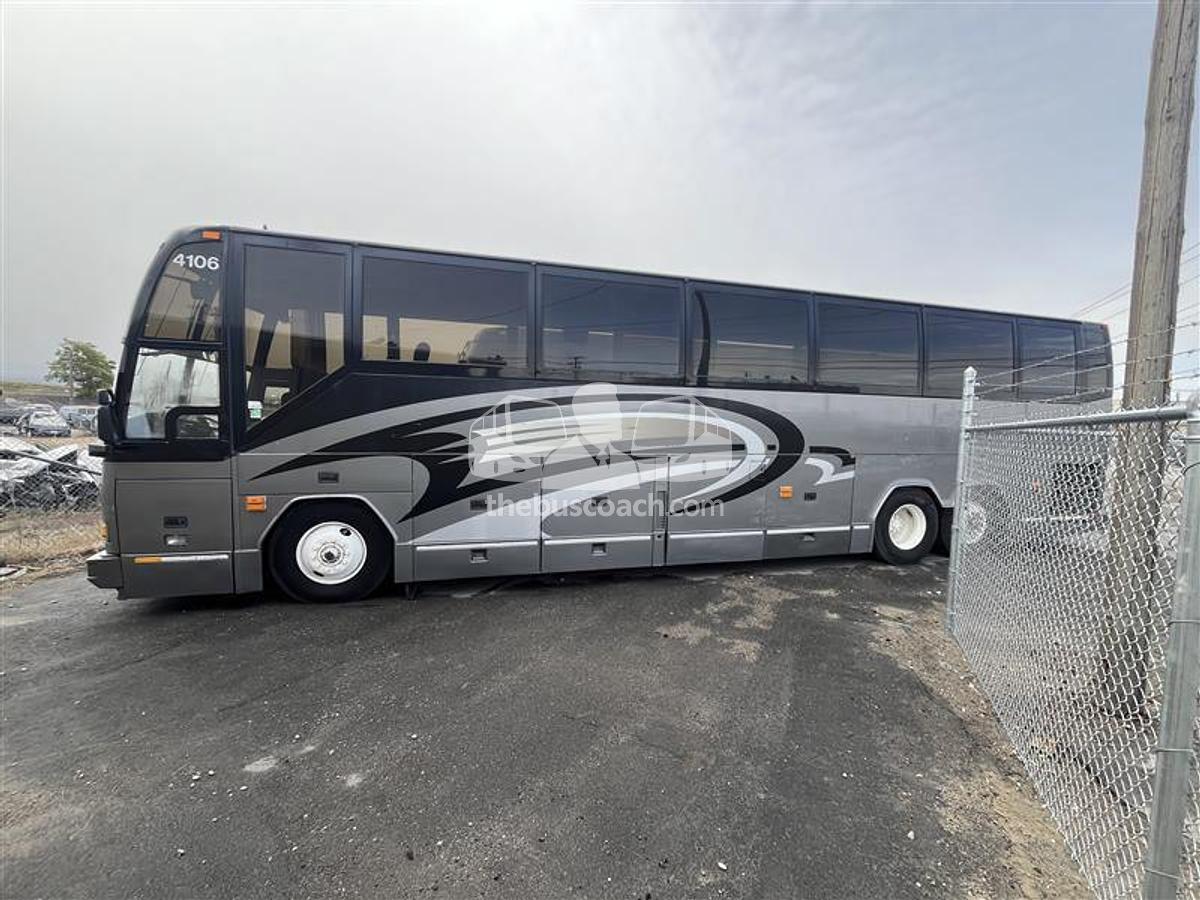 Used 1998 PREVOST H3-41