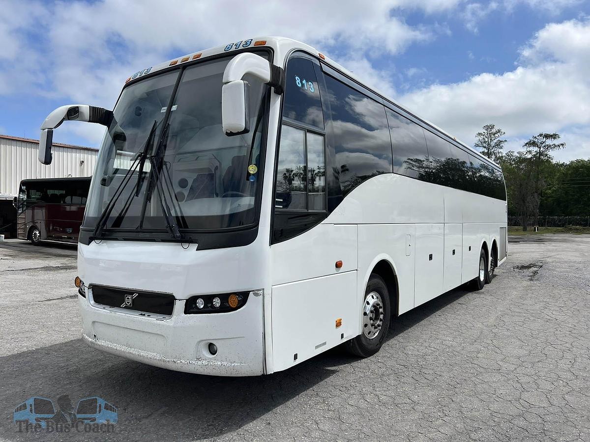 Used 2013 VOLVO 9700