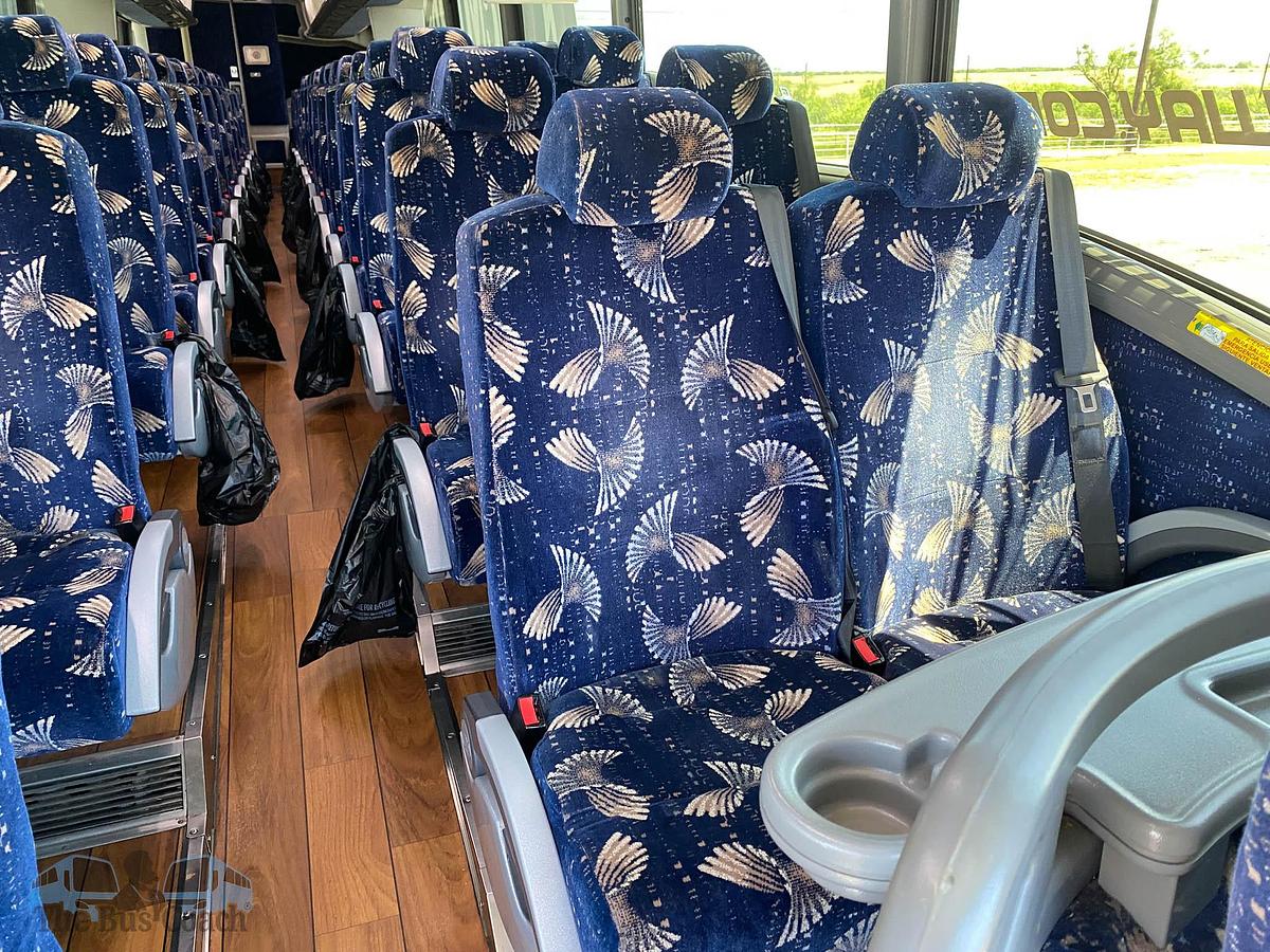 Used 2015 MCI J4500
