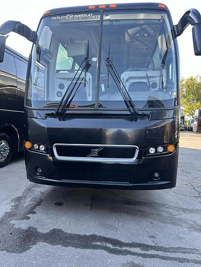 Used 2018 VOLVO 9700