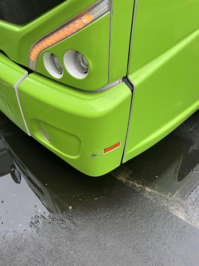 Used 2019 MCI J4500 ADA