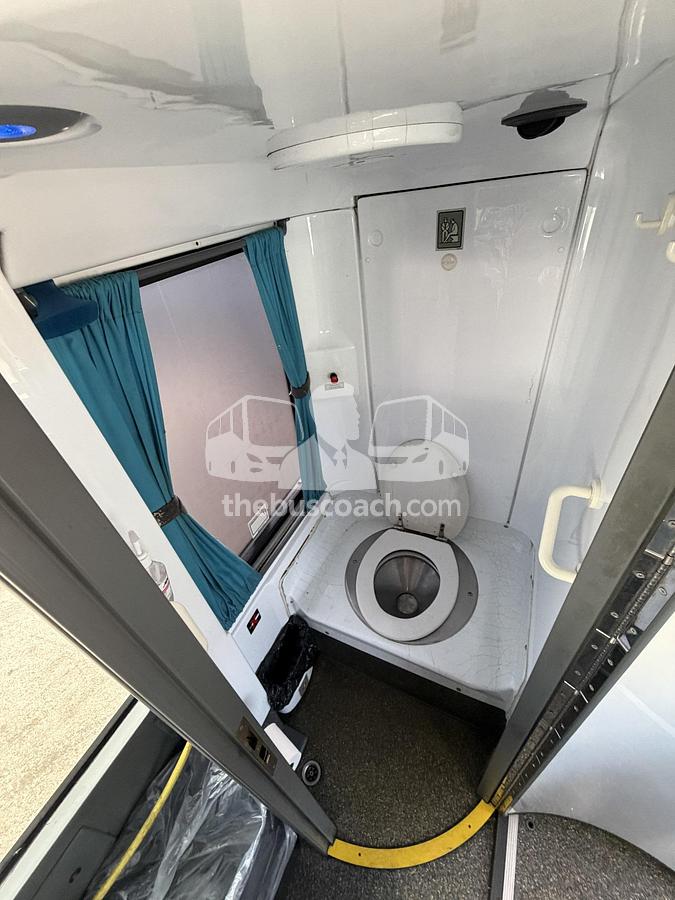 Used 2018 VAN HOOL CX45