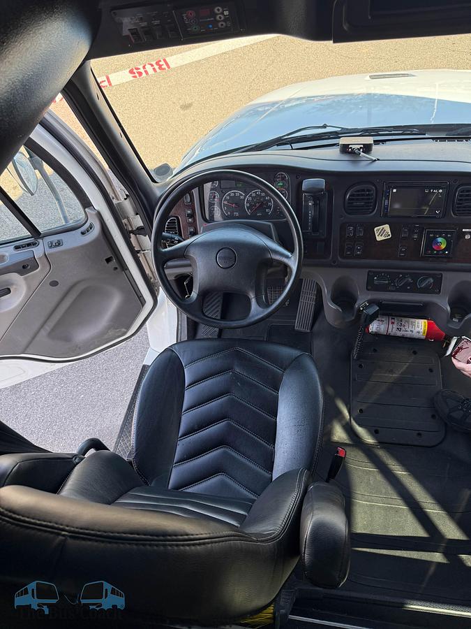 Used 2018 FREIGHTLINER EG40