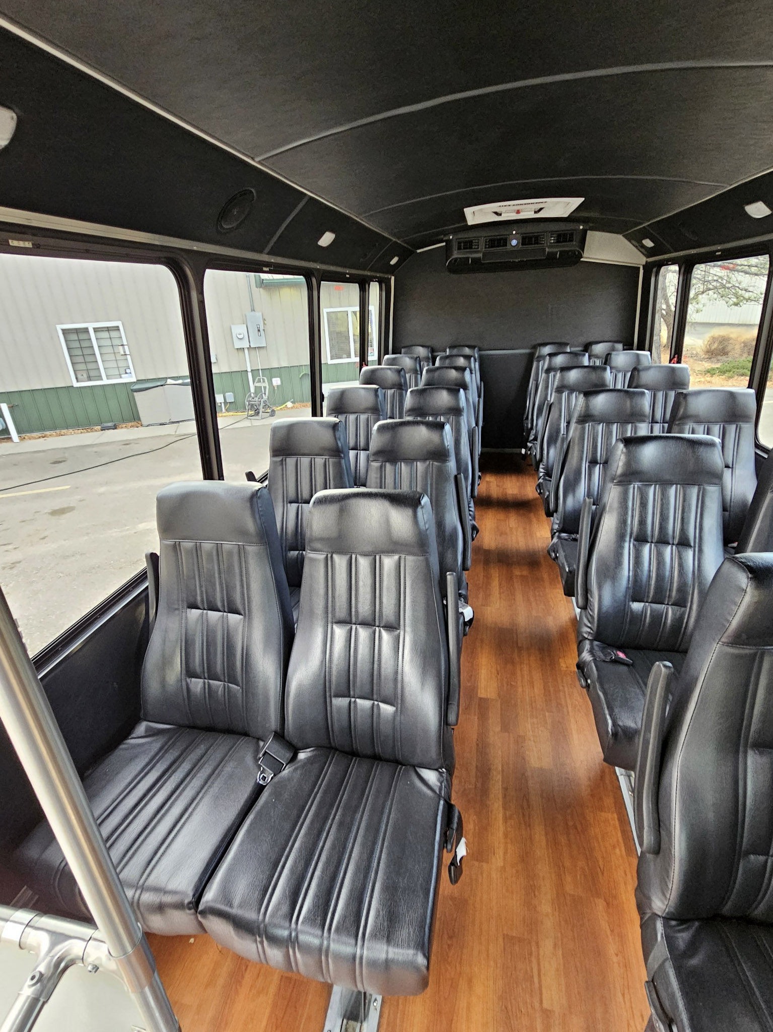 Used 2015 CHAMPION E450 Challenger