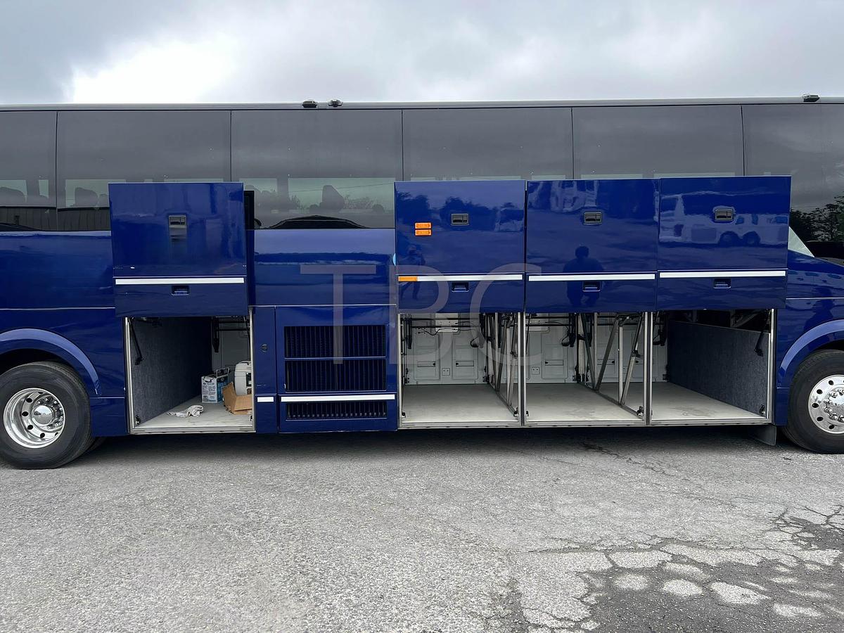 Used 2024 PREVOST H3-45