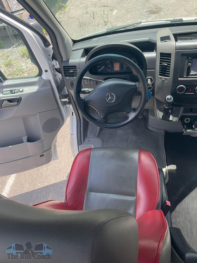 Used 2019 MERCEDES BENZ Sprinter CALECHE