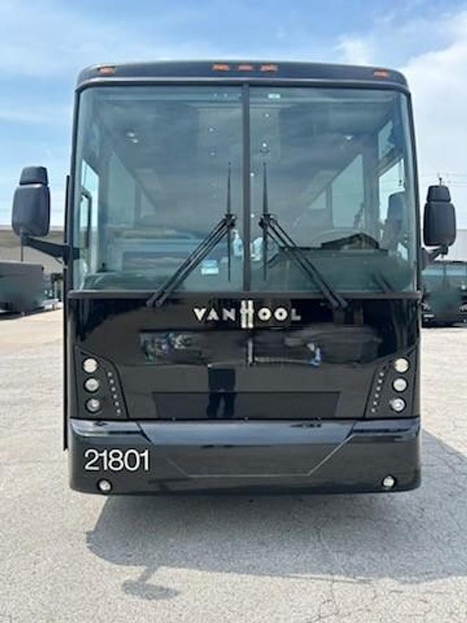 Used 2018 VAN HOOL CX45