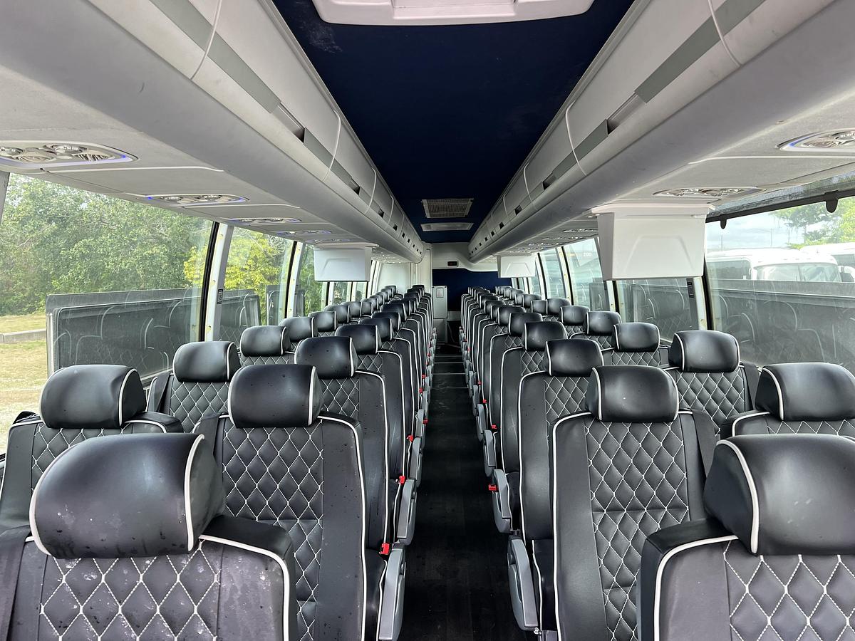 Used 2017 VOLVO 9700