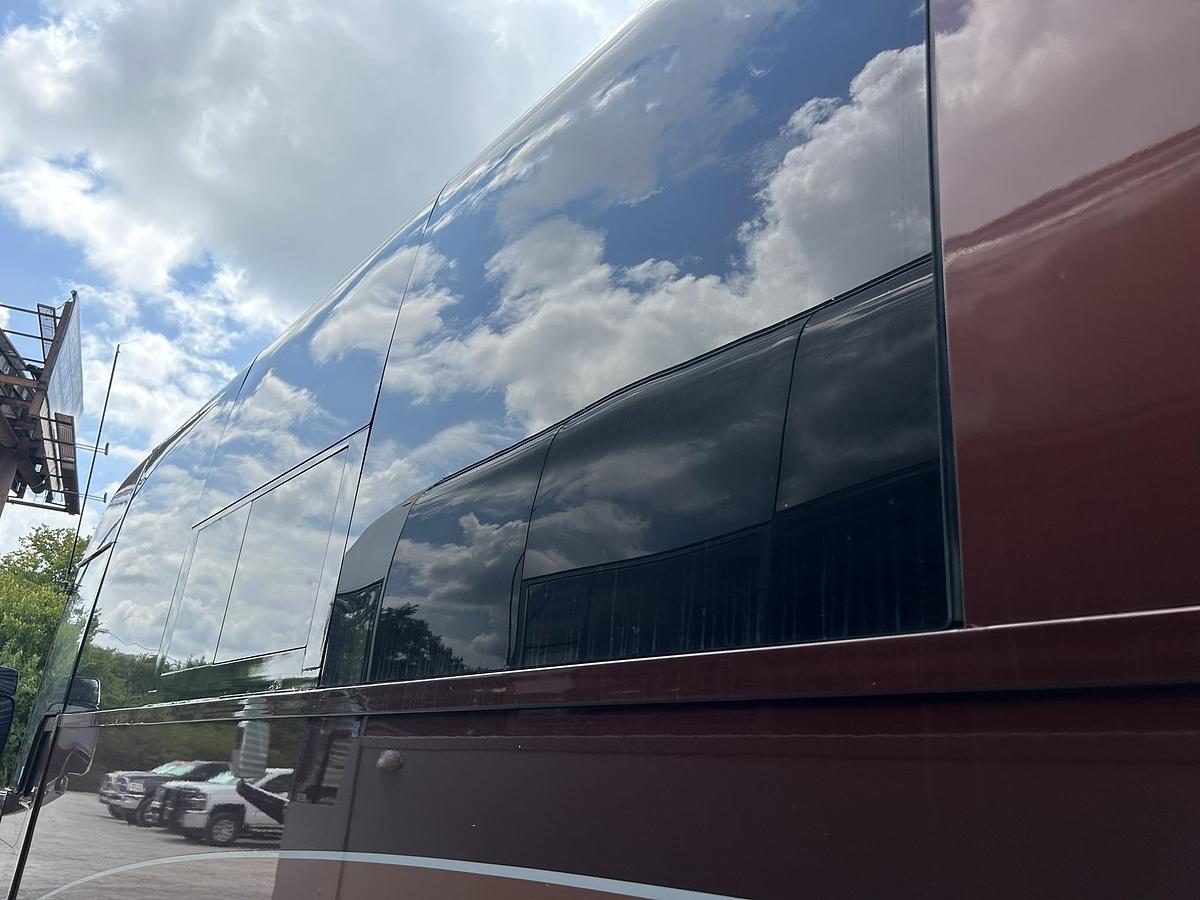 Used 2008 PREVOST XLII