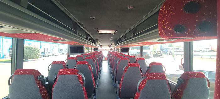 Used 2010 VAN HOOL C2045