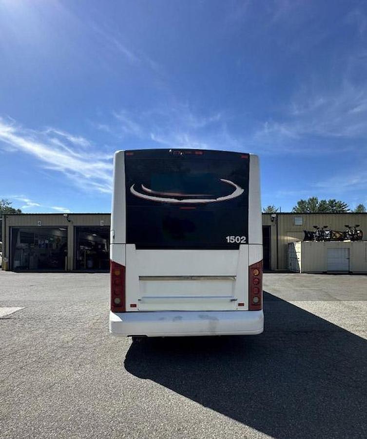 Used 2015 VAN HOOL CX45 ADA