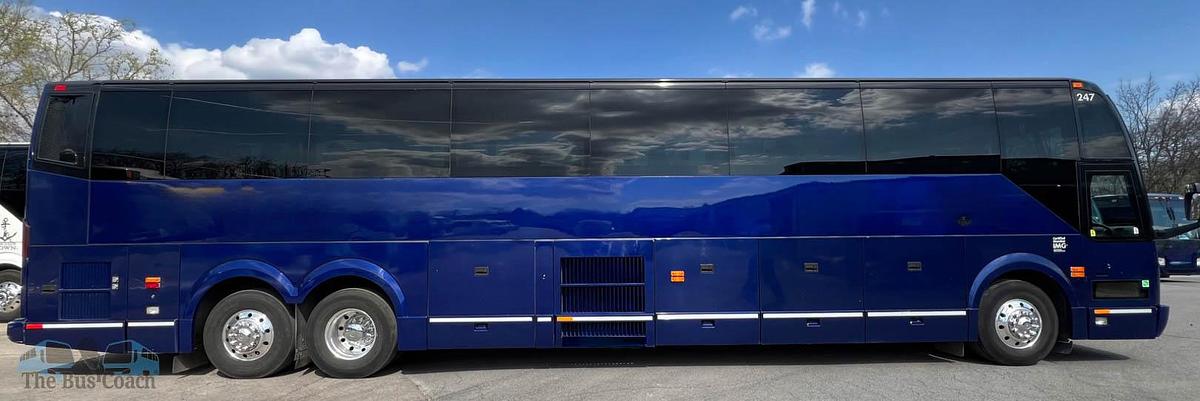 Used 2015 PREVOST H3-45