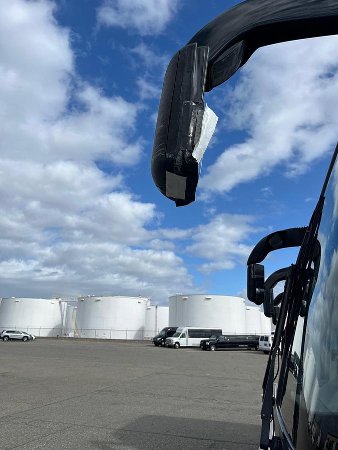 Used 2018 VOLVO 9700