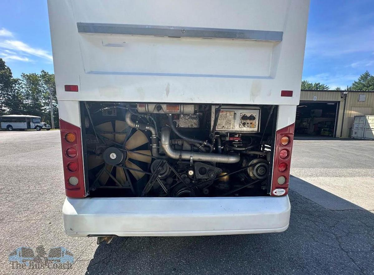 Used 2015 VAN HOOL CX45