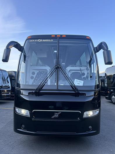 Used 2018 VOLVO 9700