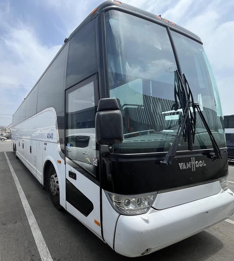 Used 2015 VAN HOOL TX45