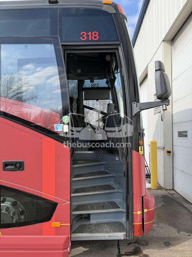 Used 2018 VAN HOOL CX45