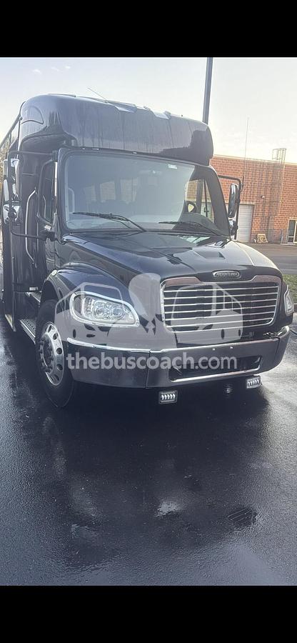 Used 2018 FREIGHTLINER M2
