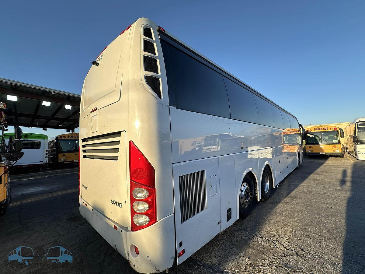 Used 2015 VOLVO 9700