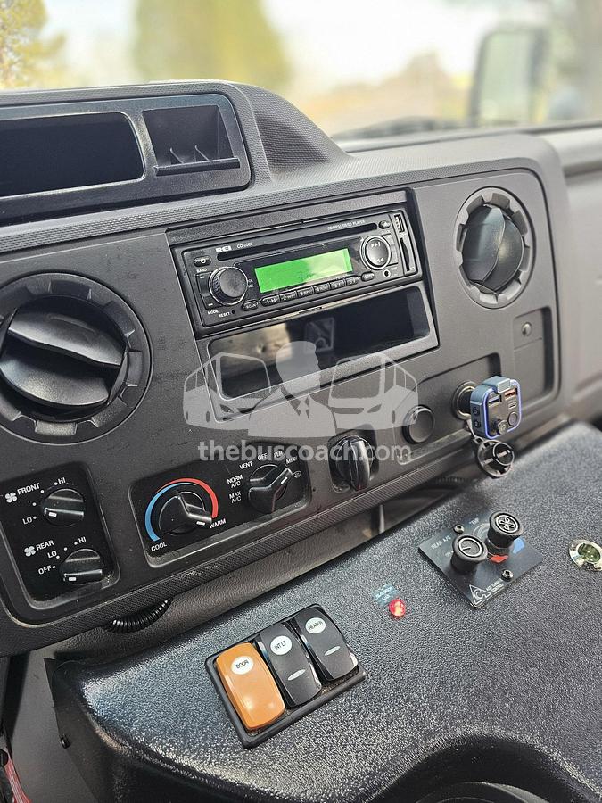 Used 2015 CHAMPION E450 Challenger