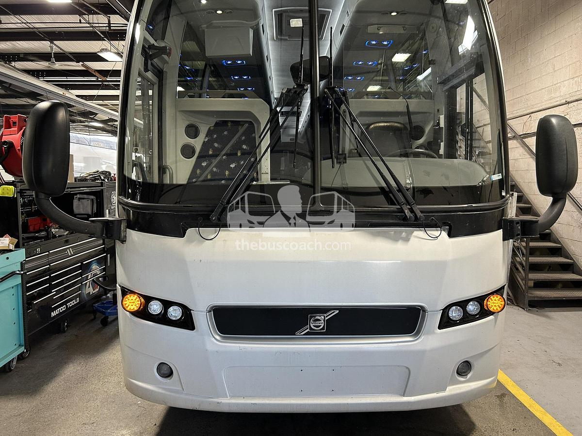 Used 2019 VOLVO 9700 ADA
