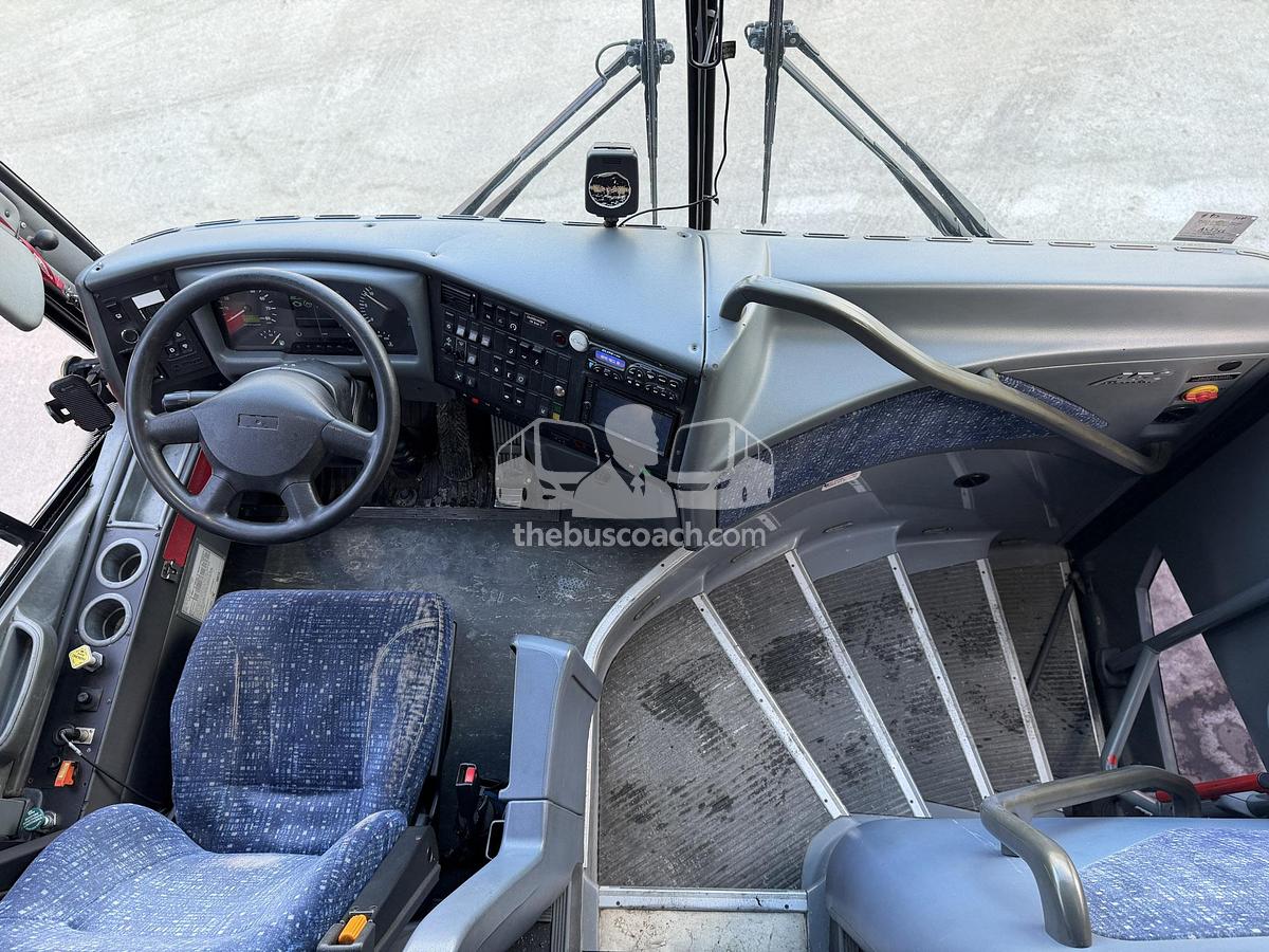 Used 2015 VAN HOOL CX45 ADA